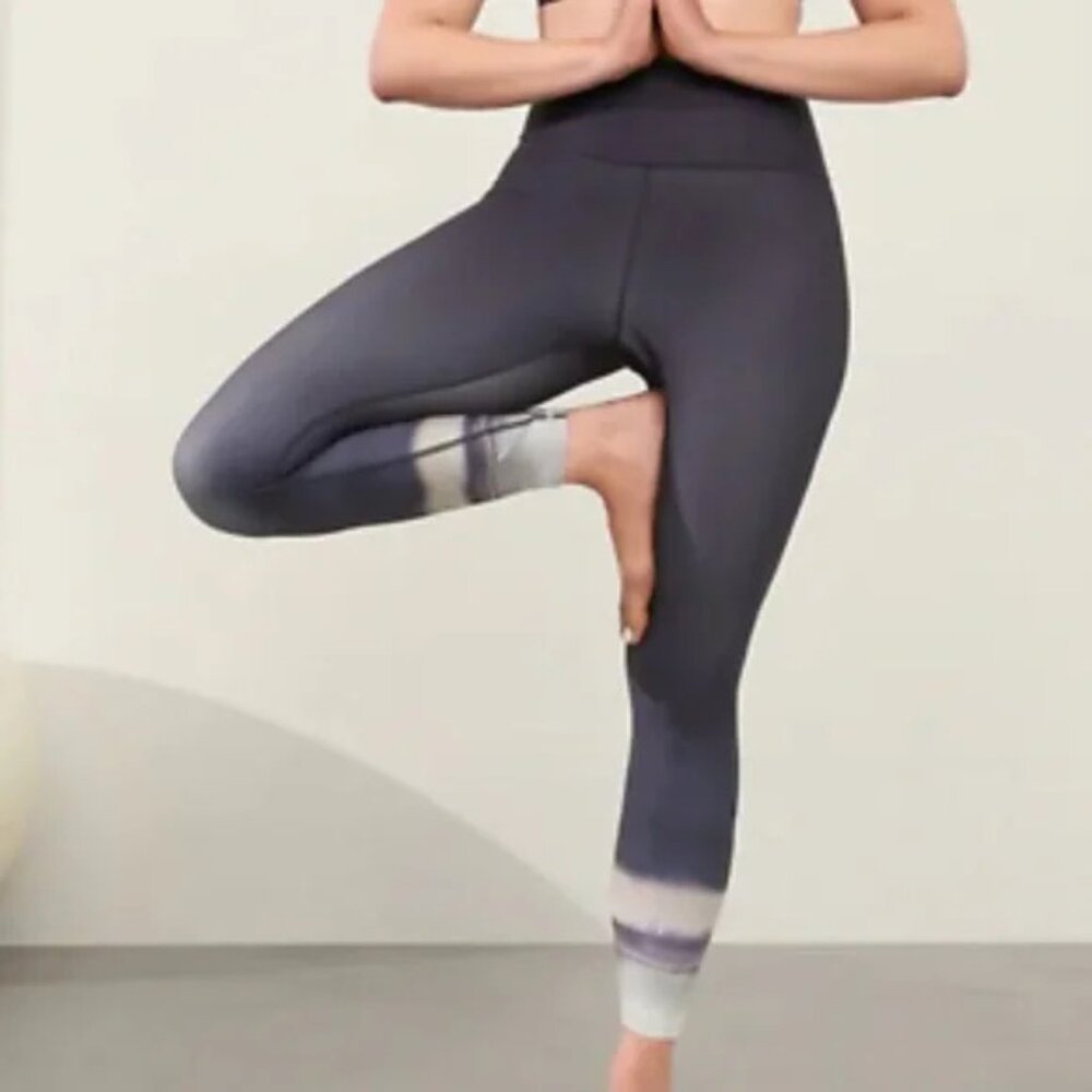 Athleta Elation Ultra High Rise 7/8 Legging size XXS Marlowe abstract navy
